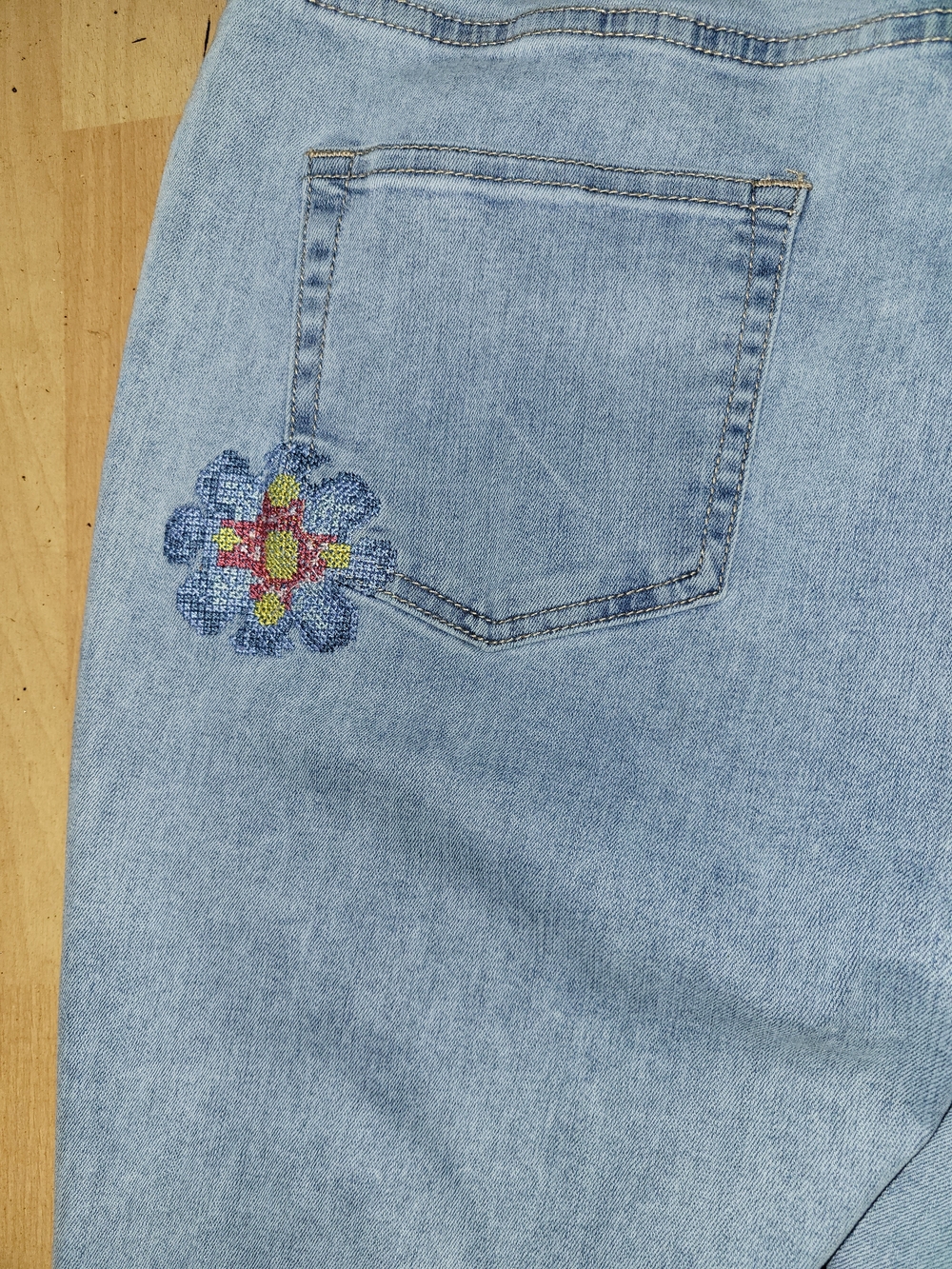 CHARLIE B Light Blue Jeans with Multicolor Floral Embroidery - Picture 3 of 7